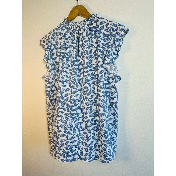 Melloday Short Sleeve Top Size Large Blue Floral  Ruffle Neck - Picture 6 of 11